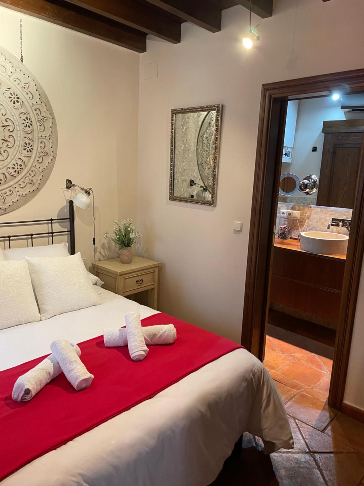 Ferienwohnung Sleep In Historic Puerta Elvira Granada Exterior foto